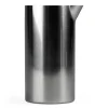 stelton | cylinda line sahnekännchen | design arne jacobsen